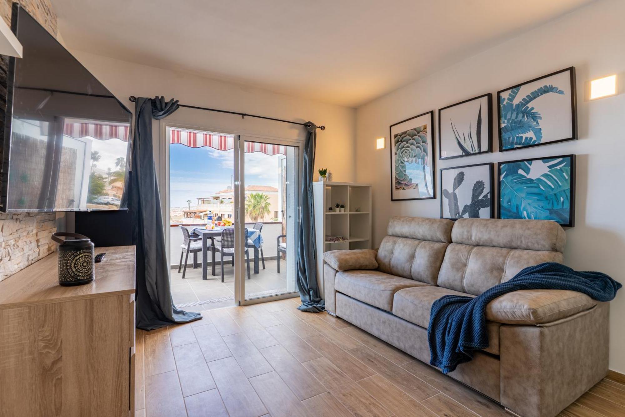 Apartamento With Ocean Views & Pool In Colina Blanca, *
